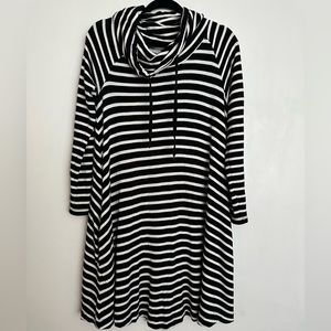 Lou & Grey long sleeve strip print dress
